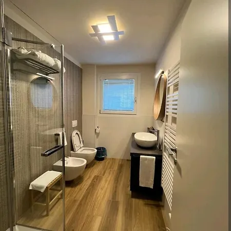 A&g Suites Parma